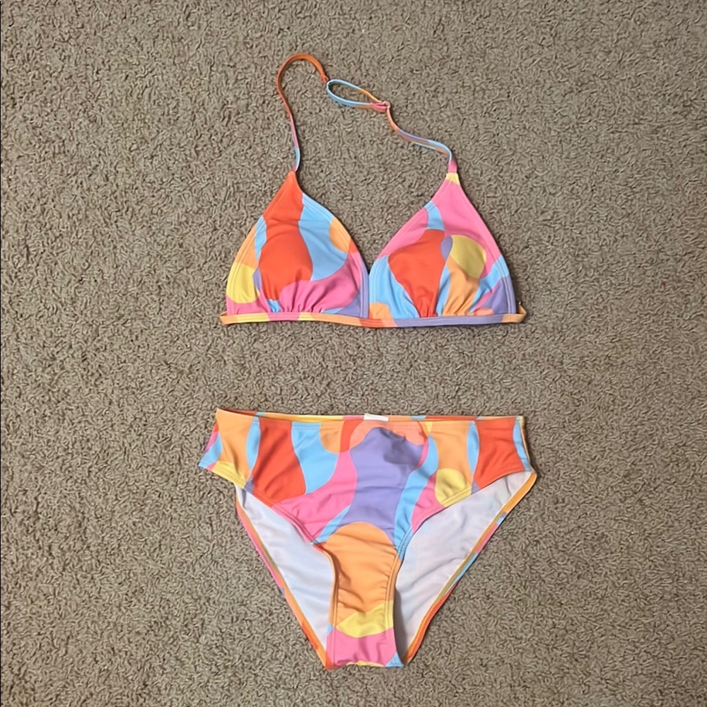 SHEIN Kids Colorful Swimsuit
